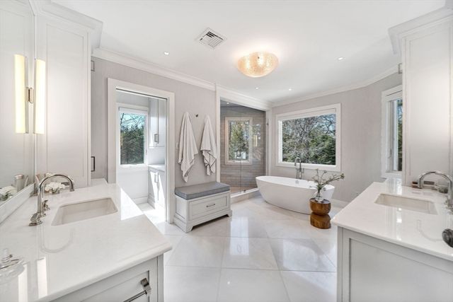 1 Stonefield Lane, Wellesley, MA 02482