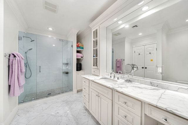 1 Stonefield Lane, Wellesley, MA 02482