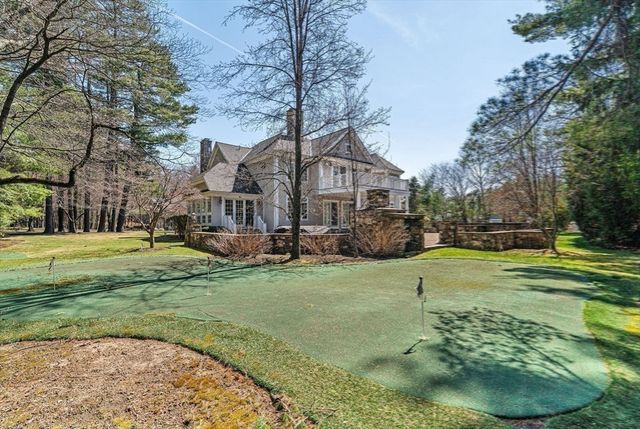 1 Stonefield Lane, Wellesley, MA 02482
