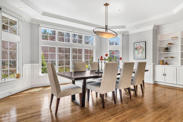 1 Stonefield Lane, Wellesley, MA 02482