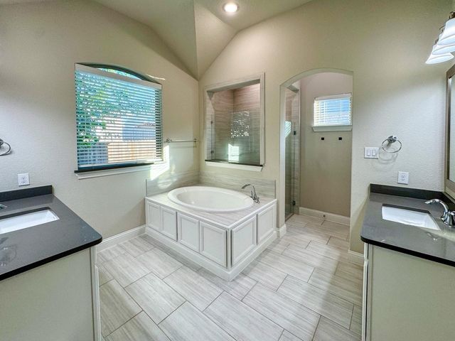 6700 Barolo Drive, Rowlett, TX 75088