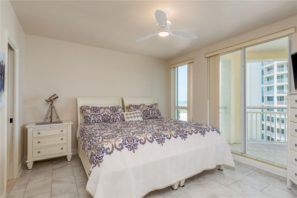 Image 21 of property listing at 1180 GULF BOULEVARD 704, Clearwater Beach, FL 33767