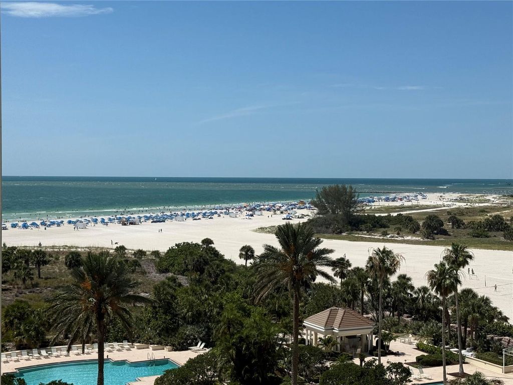 Image 4 of property listing at 1180 GULF BOULEVARD 704, Clearwater Beach, FL 33767