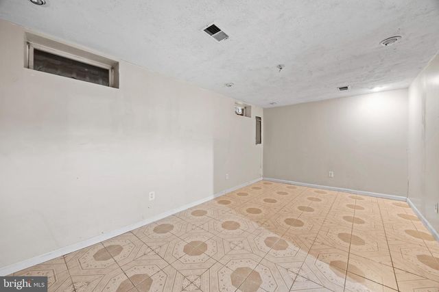 7548 MANDAN RD, Greenbelt, MD 20770