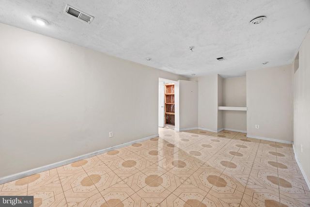 7548 MANDAN RD, Greenbelt, MD 20770