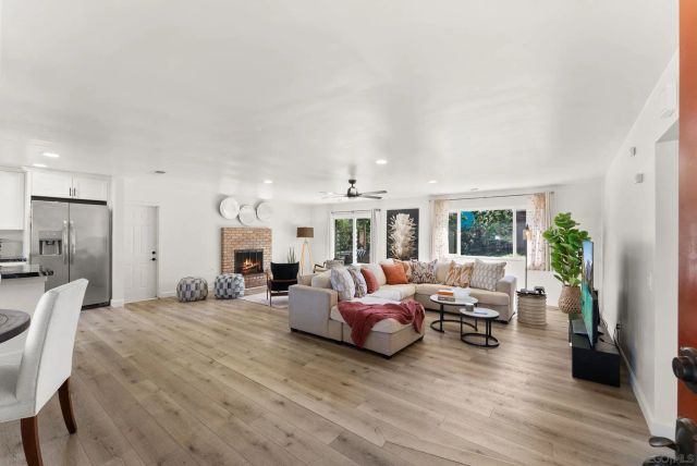 2025 W El Norte Pkwy, Escondido, CA 92026