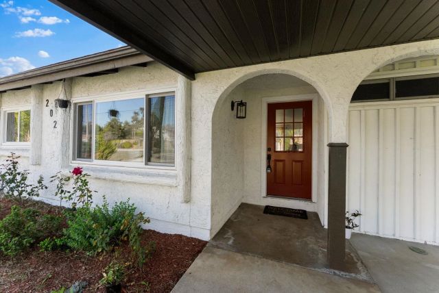 2025 W El Norte Pkwy, Escondido, CA 92026