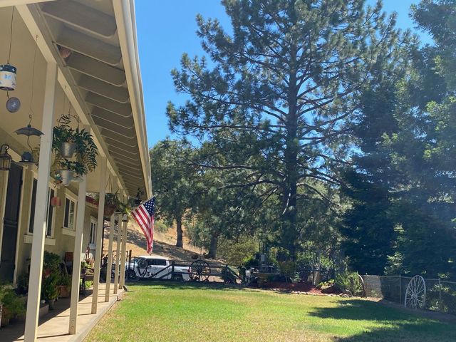 2661 Murray Dale Ln, San Andreas, CA 95249