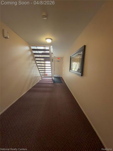 3865 Lone Pine Road 201, West Bloomfield Charter Township, MI 48323
