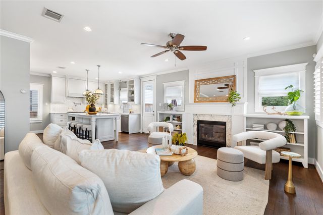 931 Redan Street, Houston, TX 77009