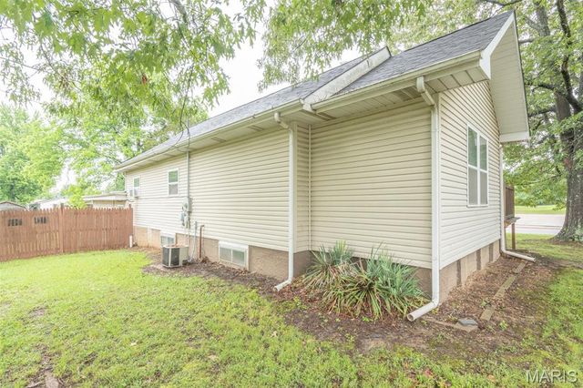 1903 Barron Road, Poplar Bluff, MO 63901