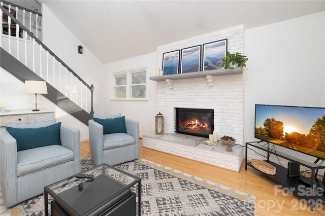 348 Dandelion Lane, Burnsville, NC 28714