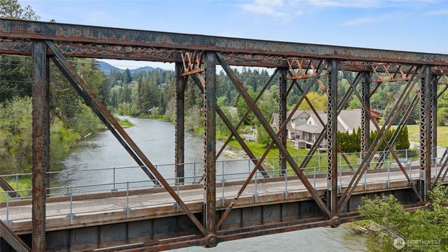 90 Pebble Beach Drive, Cle Elum, WA 98922