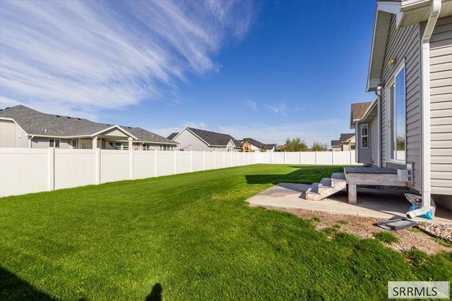 4806 S Mountain Bend Drive, Idaho Falls, ID 83406