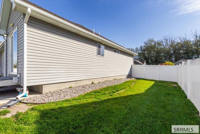4806 S Mountain Bend Drive, Idaho Falls, ID 83406