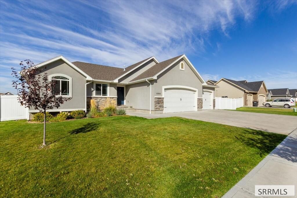 4806 S Mountain Bend Drive, Idaho Falls, ID 83406