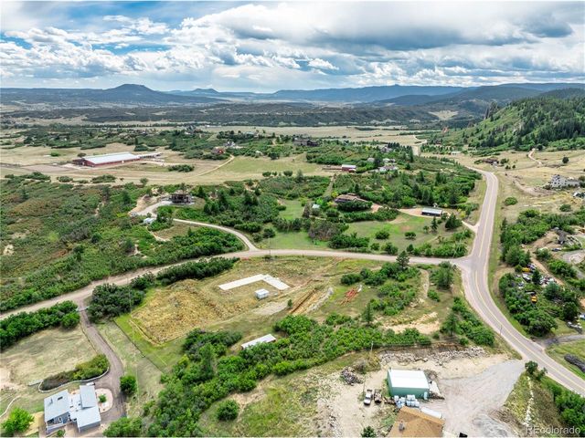 7037 Meadowbrook Ln, Sedalia, CO 80135