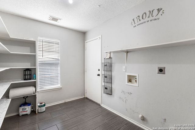 10110 Silver Branch, San Antonio, TX 78254