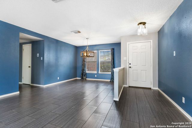 10110 Silver Branch, San Antonio, TX 78254