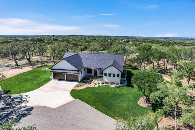 130 Thousand Oaks LOOP, San Marcos, TX 78666