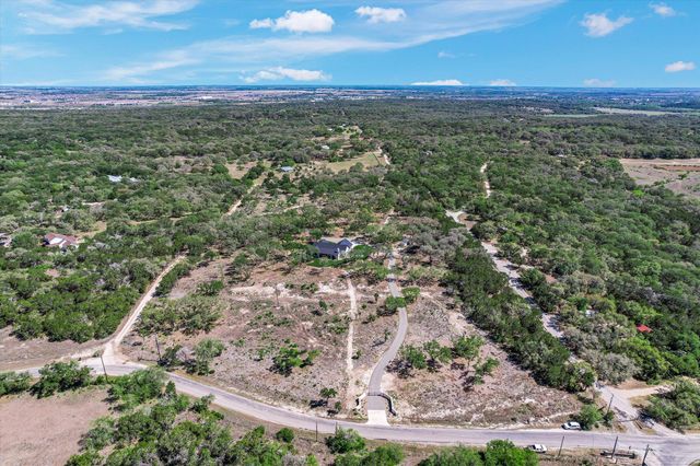 130 Thousand Oaks LOOP, San Marcos, TX 78666