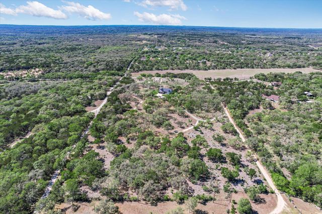 130 Thousand Oaks LOOP, San Marcos, TX 78666