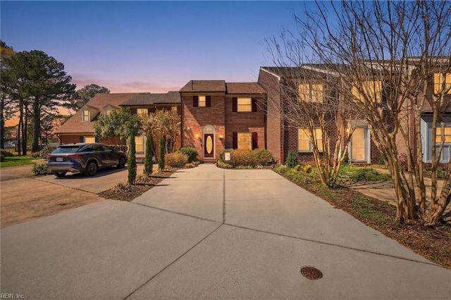 925 Poquoson CIR, Virginia Beach, VA 23452