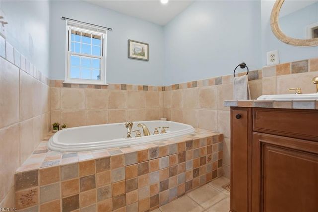 925 Poquoson CIR, Virginia Beach, VA 23452