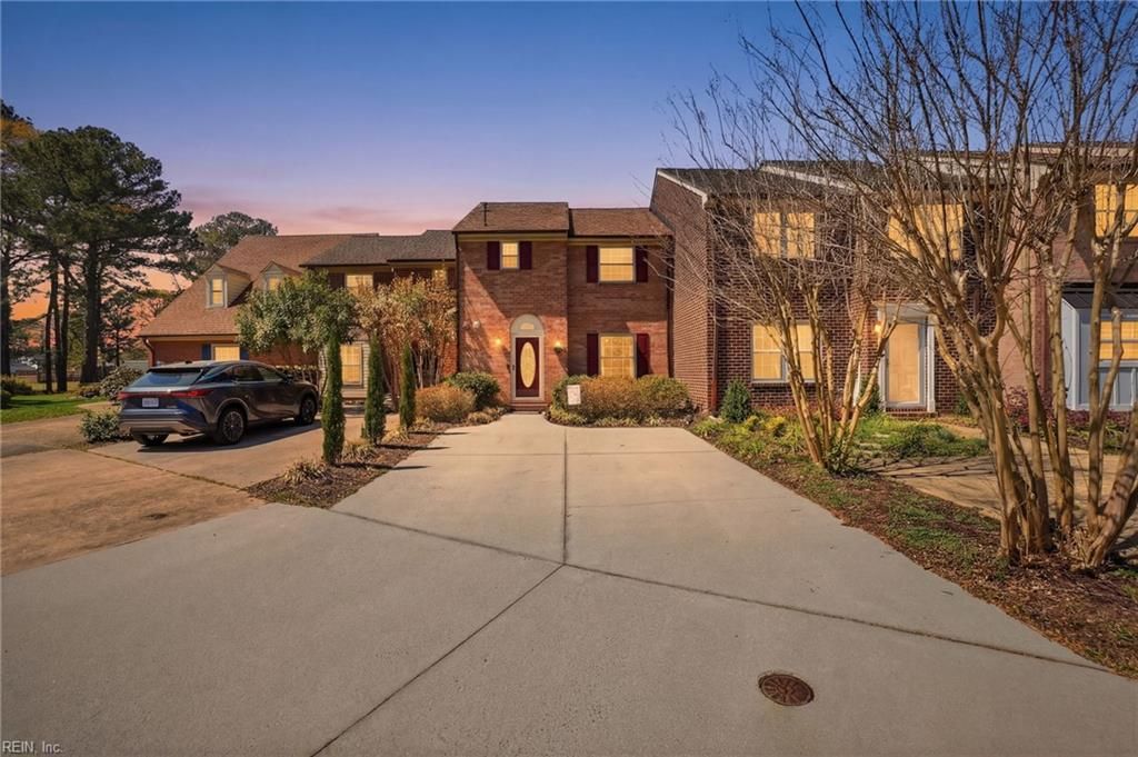 925 Poquoson CIR, Virginia Beach, VA 23452