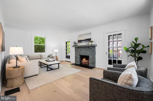 138 MERION AVE, Narberth, PA 19072