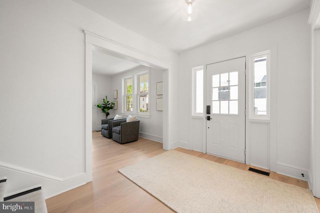 138 MERION AVE, Narberth, PA 19072