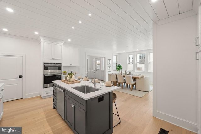 138 MERION AVE, Narberth, PA 19072