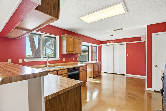 1100 Dimrock, Schertz, TX 78154