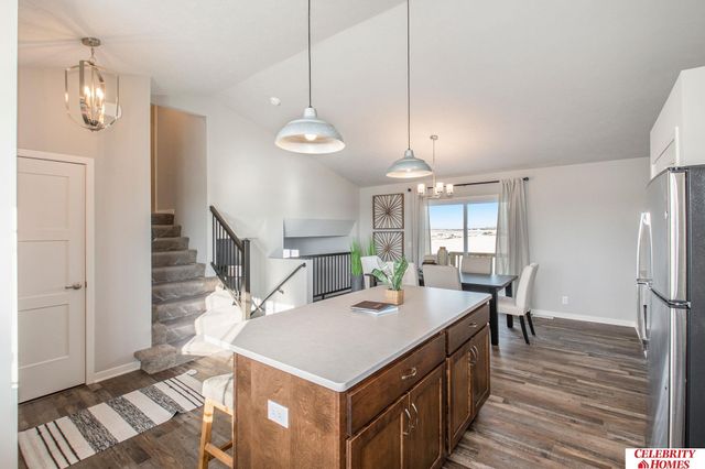 6505 N 168 Avenue, Omaha, NE 68116