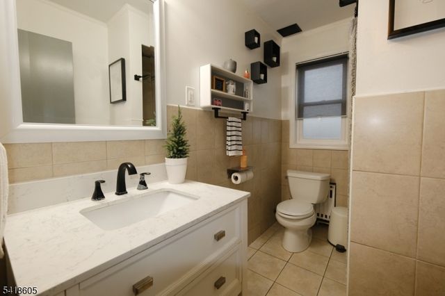 534 Monmouth Ave, Linden City, NJ 07036