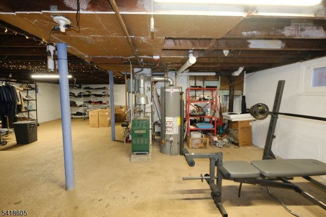 534 Monmouth Ave, Linden City, NJ 07036