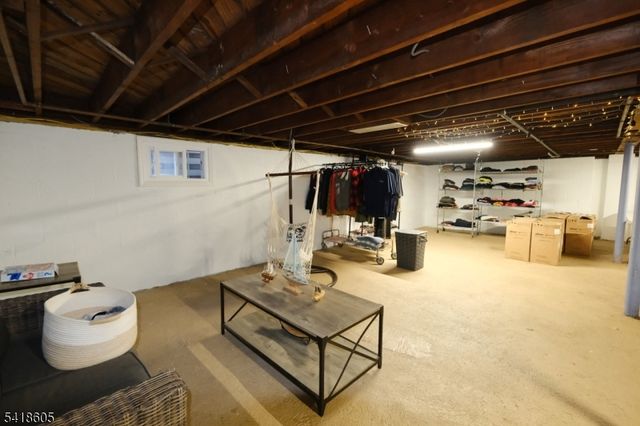 534 Monmouth Ave, Linden City, NJ 07036