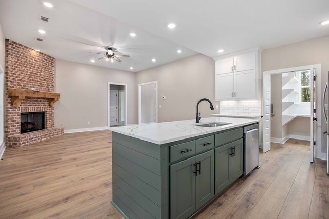 230 Mcgee Road, Pine Mountain, GA 31822