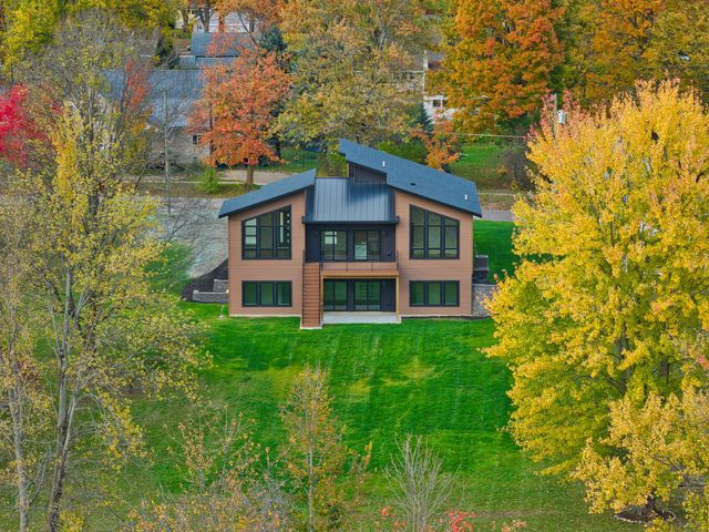 315 W High Street, Union City, MI 49094