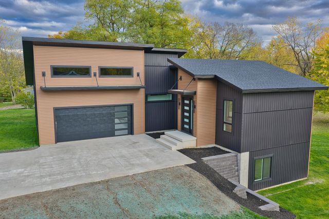 315 W High Street, Union City, MI 49094