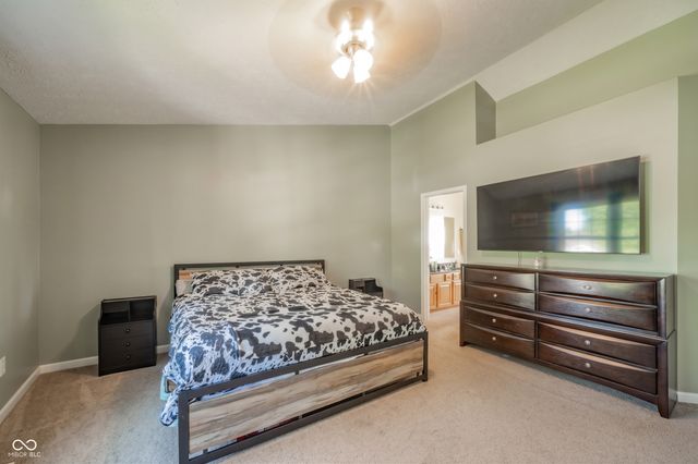 3859 Chancellor Drive, Greenwood, IN 46143