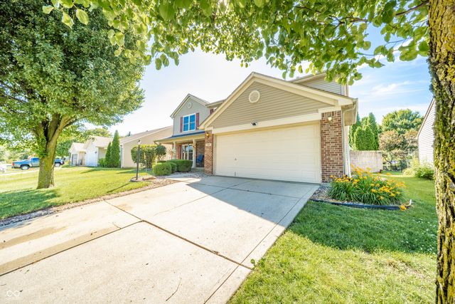 3859 Chancellor Drive, Greenwood, IN 46143
