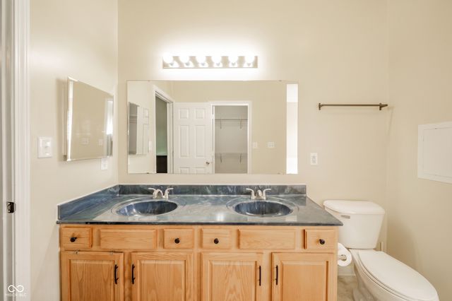 3859 Chancellor Drive, Greenwood, IN 46143