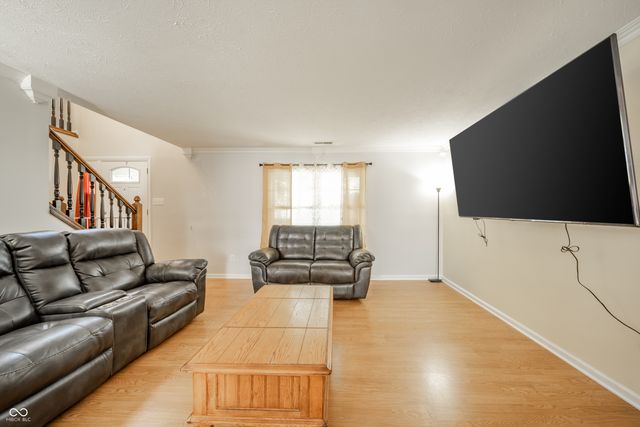 3859 Chancellor Drive, Greenwood, IN 46143