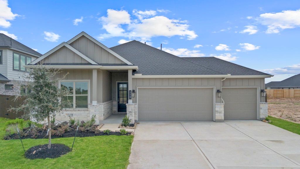 112 Black Hickory Drive, Waller, TX 77484