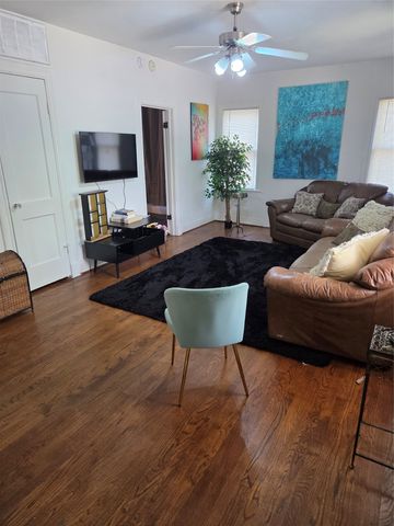 5003 Victor Street, Dallas, TX 75214