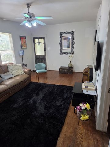 5003 Victor Street, Dallas, TX 75214