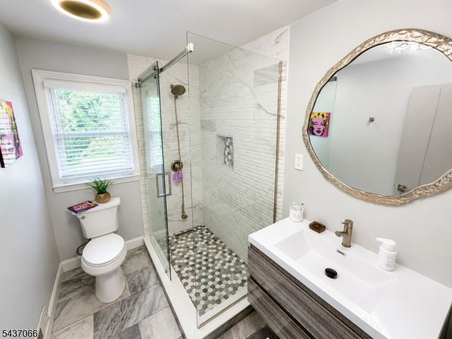 1626 Larkspur Dr, Mountainside Boro, NJ 07092