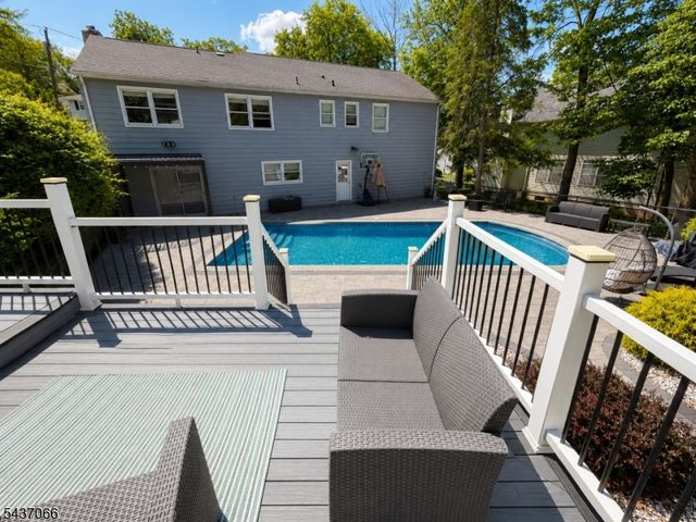 1626 Larkspur Dr, Mountainside Boro, NJ 07092