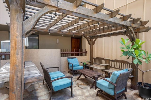 320 Liliuokalani Avenue 2005, Honolulu, HI 96815